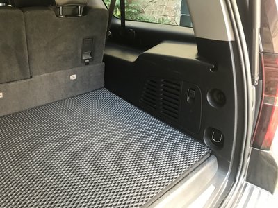 Килимки багажника (EVA, чорні) для Chevrolet Suburban 2014-2019 рр 79478 фото