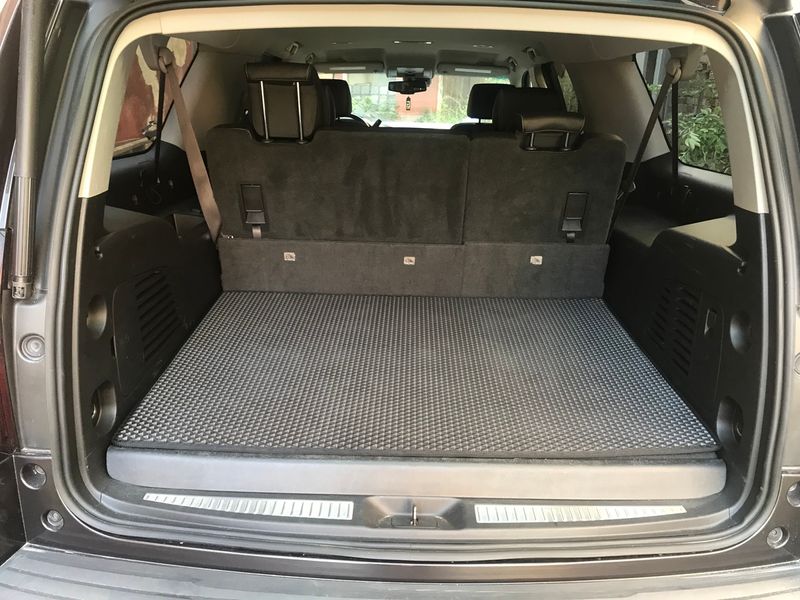 Килимки багажника (EVA, чорні) для Chevrolet Suburban 2014-2019 рр 79478 фото