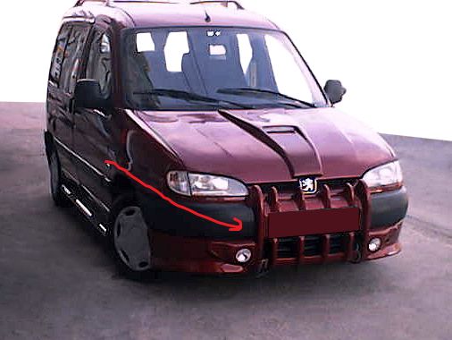 Накладка на передній бампер Ікла (під фарбування) для Citroen Berlingo 1996-2008 рр 6624 фото