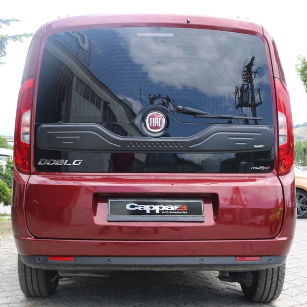 Накладка на кришку багажника (ABS) для Fiat Doblo III 2010-2022 рр 118295 фото