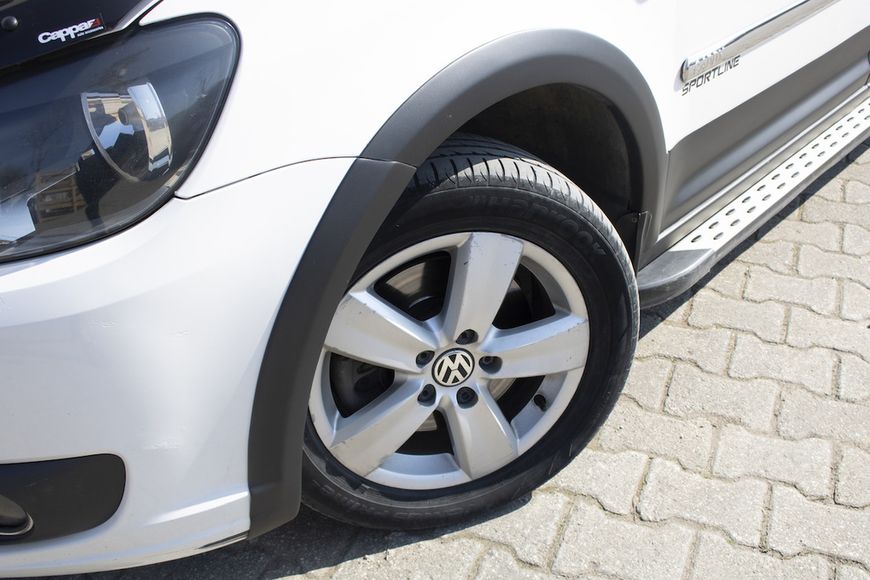 Комплект молдингів і розширювачів арок 1 двері, коротка база для Volkswagen Caddy 2015-2020 рр 78765 фото