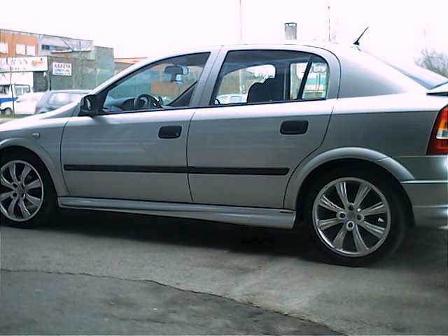 Бічні пороги HB (під фарбування) для Opel Astra G classic 1998-2012рр 15472 фото