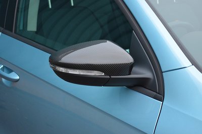 Накладки на дзеркала (2 шт, натуральний карбон) для Volkswagen Passat B7 2012-2015рр 18940 фото
