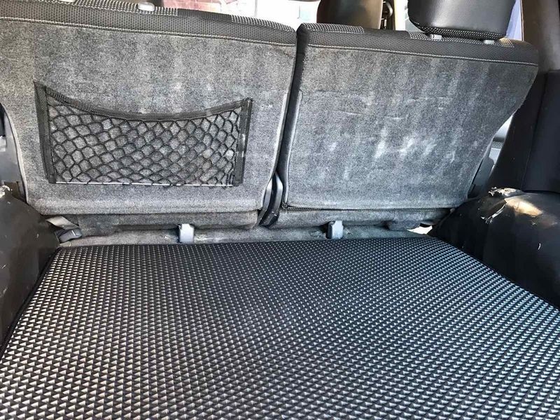 Килимок багажника (EVA, чорний) для Toyota Land Cruiser 80 73713 фото